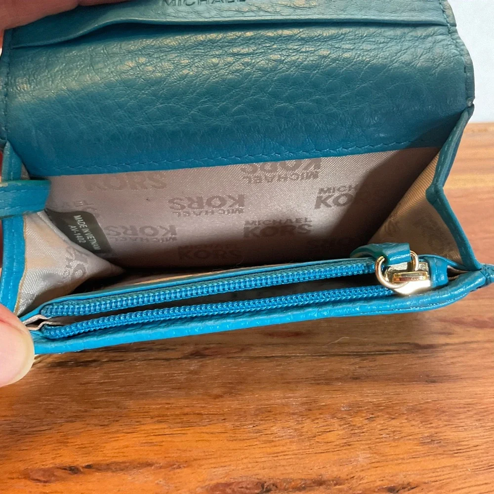 Michael Kors Blue Leather Wallet key chain